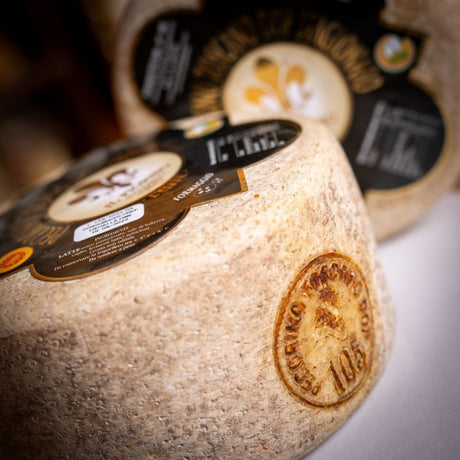 Caseificio il Fiorino Pecorino Toscano DOP Stagionato forma intera 1,5 kg - squisitoo