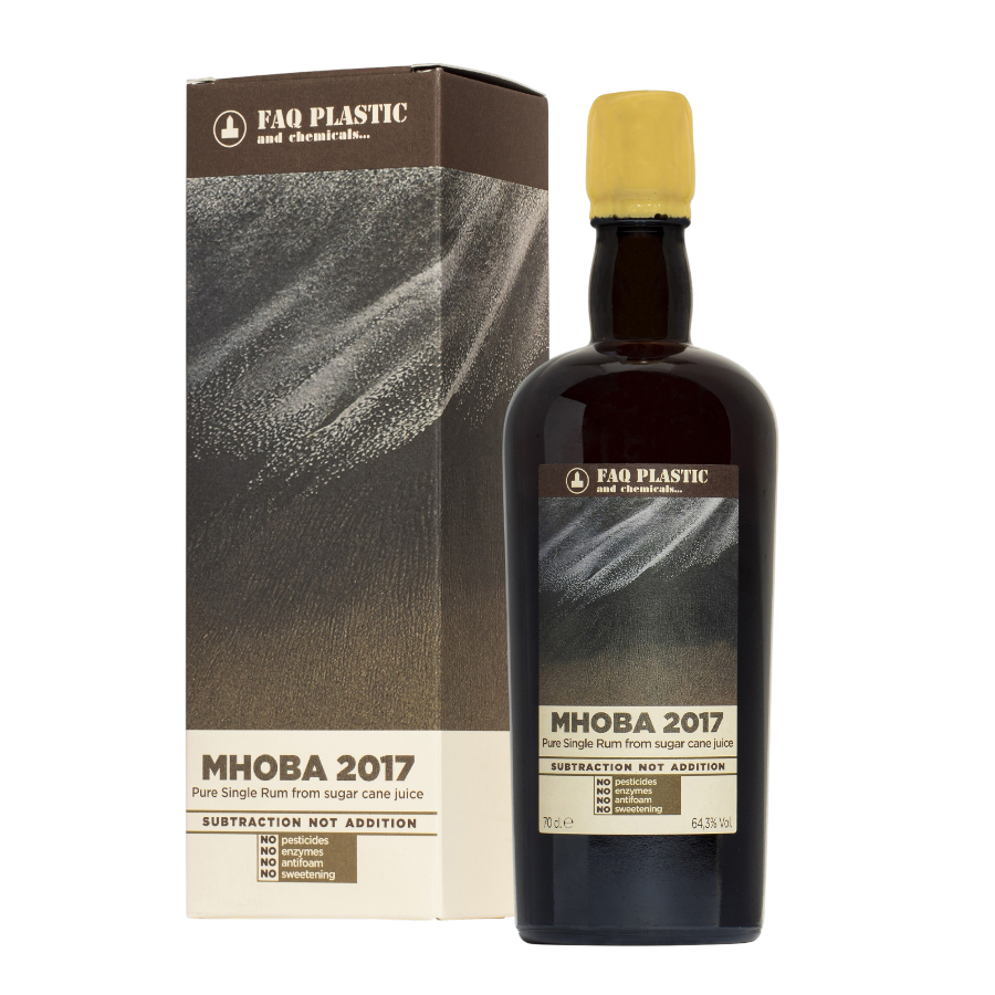 Rum Mhoba Faq Plastic Rum 2017 South Africa 70 cl